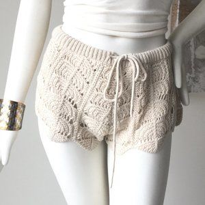 - NEW CHASOR CROCHET SHORTS